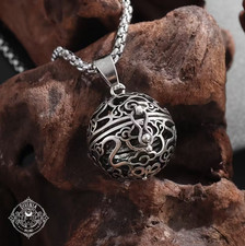 Collana Gau Buddista con Pendente Contenitore – Il Tuo Altare Portatile