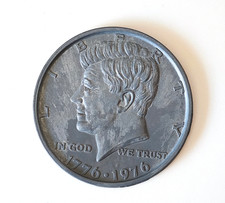 Medaglia Fermacarte vintage '70 JFK Kennedy 1776 1976  Half Dollar  Table Medal