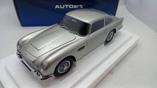  AA70287 Autoart Aston Martin DB5 1964 1/18