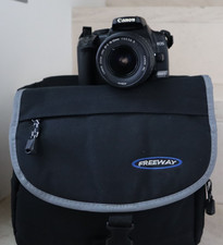 macchina fotografica Fotocamera  reflex digitale Canon EOS 400D obiettivo Canon