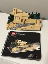 LEGO ARCHITECTURE