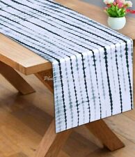 Runner da tavolo etnico in tela di cotone Shibori verde a righe lungo tie dye...