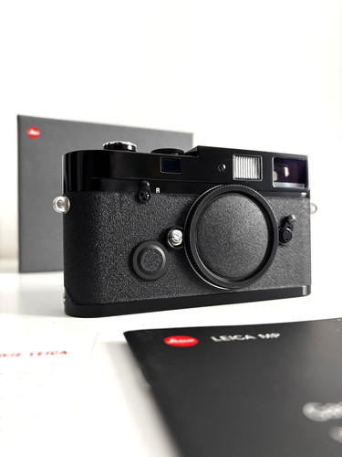 Leica black paint 10302 - black,