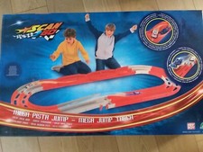 MEGA PISTA JUMP TRACH SCAN 2GO GIOCHIPPREZIOSI  INCLUSE DUE MACCHINE SCAN 2 GO