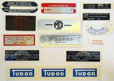 Kit decalcomanie e targhette