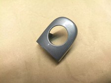 GOLF 4,5.A2,TT. TAPPO DI COPERTURA LATO FISSO X MANIGLIA EST. SOLO LATO CON CHIA