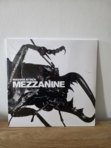 Massive attack mezzanine - massive,