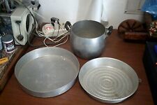 lotto pentola + teglia +teglia a fori + colapaste acc vintage in alluminio leggi