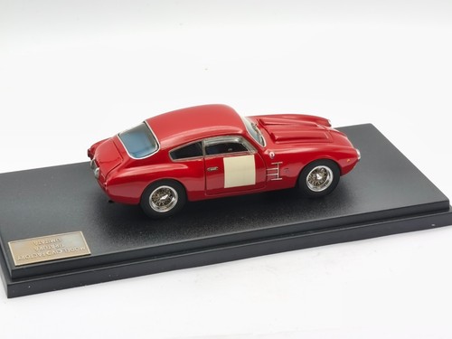 Model factory maserati - 1:43,