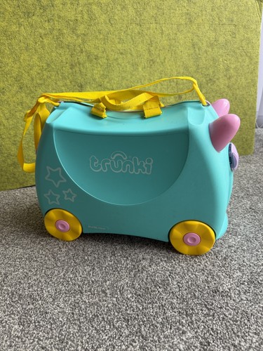 Valigia trunki ride - trunki, on