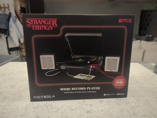 Giradischi Stranger Things Victrola WSQK nuovo con etichette. 