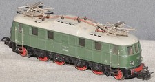 Märklin MS 800.3 locomotiva elettrica pesante E 18 verde DB ghisa originale del 1947 H0
