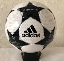 Nuovo pallone ufficiale Adidas