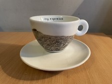 Tazza e piattino caffè