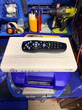 decoder sky hd  LEGGE TUTTE LE SCHEDE IN HD mod.ds831ns ds830ns senza accessori