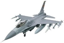 TAMIYA 1/32 F-16CJ Fighting