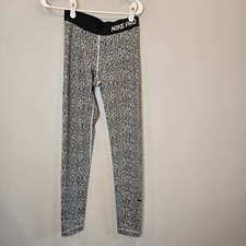 Nike Pro Leggings Donna Medium Staycool Pantaloni Stretti Stampa Mezzo