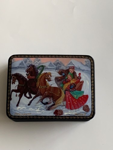 Russian lacquer box firmato - lacquer,