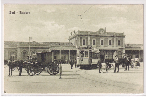 Bari stazione cartolina - -,