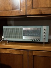 Radio d’epoca a valvole CGE