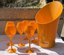 Glacette Con Bicchieri Veuve