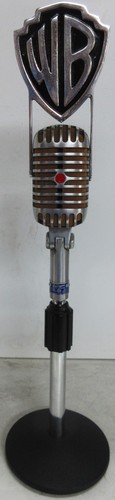Microfono sure con marchio - microfono,