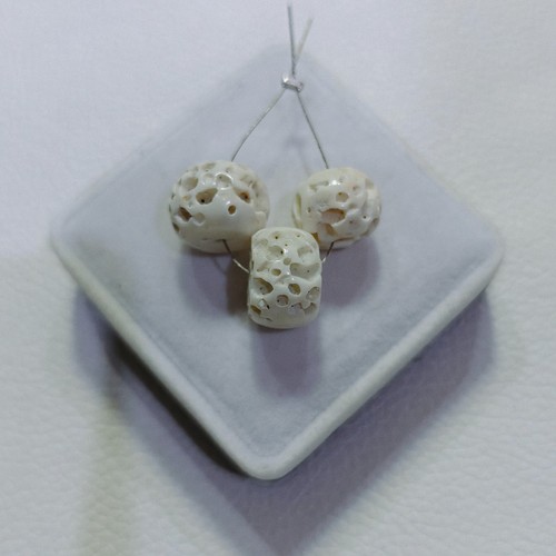 Perline sfuse corallo bianco