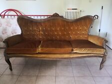 Divano 185x100x80 cm e due poltrone 66x104x42 cm originali anni 60