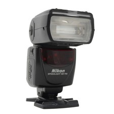 Nikon SB-700 Speedlight usato