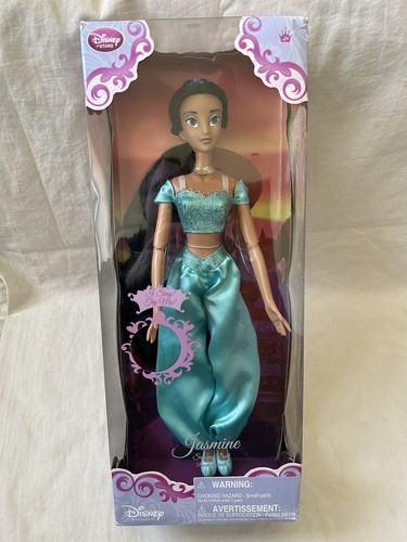 Disney store singing - disney,