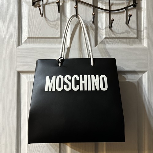 Nwt moschino top handle - nwt!!!,