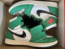 Nike Air Jordan 1 Retro High OG WMNS “Lucky Green” DB4612-300 Women’s 8.5 Worn