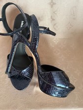 lola cruz blue leather pumps