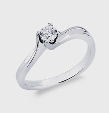 Anello solitario in oro bianco