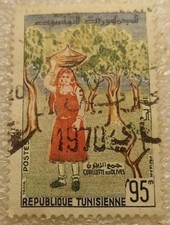 FRANCOBOLLO-RACCOLTA DELLE OLIVE-REPUBLICA TUNISINA-1970