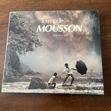 Terres De Mousson . Di Steve Mc Curry.  Nathan Image Edizione. Lingua Francese