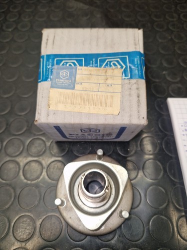 Piaggio 519031500 genuine - 519031500,
