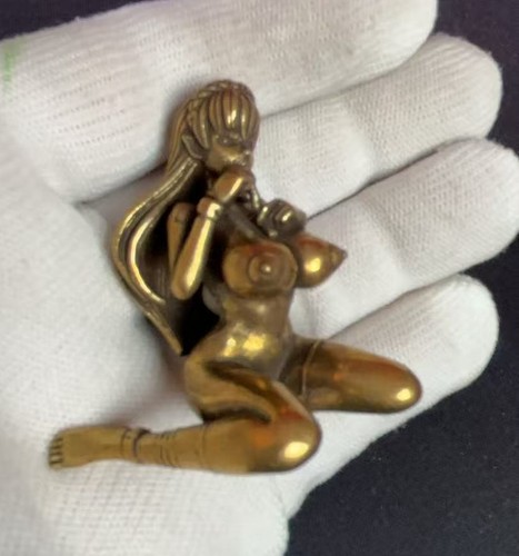 Solid brass buxom - solid,