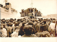 FO7191,foto porto di napoli,partenze per capri,traghetti caremar,napoli