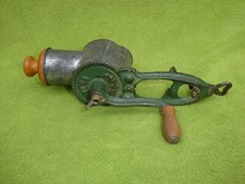 Antica grattugia da tavolo