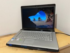 Notebook Toshiba 17" Core 2 Duo 4GB 250GB HDD SATELLITE A200-180