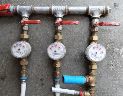 Gruppo contatori acqua con - gruppo,