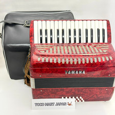 Yamaha Accordion YA-18 30