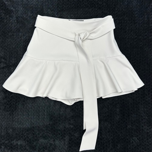 Zara pantaloncino svasato