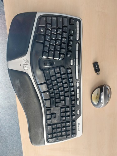 Tastiera ergonomica wireless