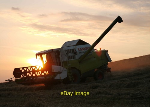 Photo 12x8 combining - combining, at