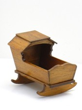 Culla a dondolo in legno per