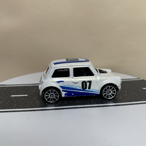 Hot wheels pop offs - hot,