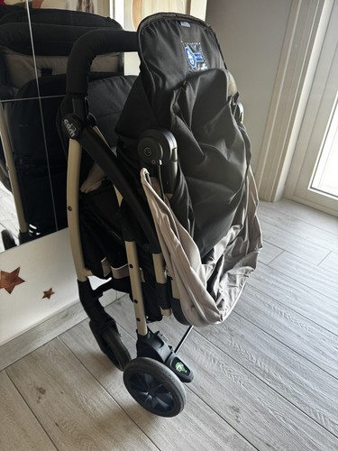 Passeggino leggero kg - 25,