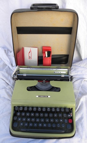 Macchina scrivere olivetti - macchina, da